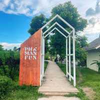 ผาม่านฝัน Pha Man Fun 