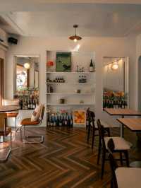 Merito Coffee & Gallery