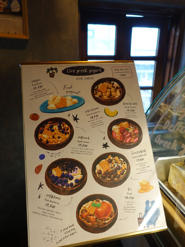 【📍韓国🇰🇷】最強朝ごはん🥞パンもヨーグルトも絶品😋店内も映えスポットだらけ！女子旅で絶対行って👍