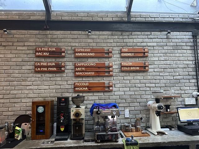 다낭 핑크성당 근처 조용한 감성 카페☕️