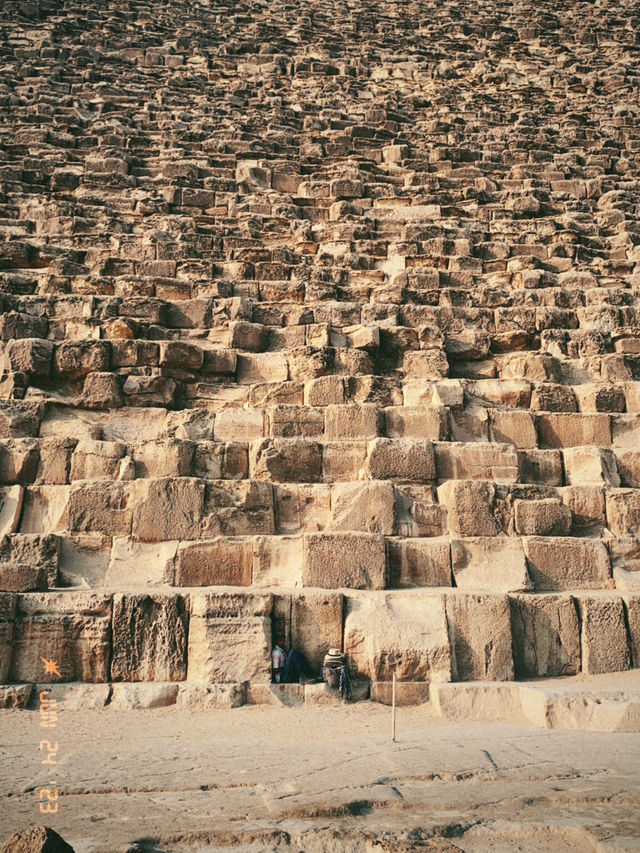 人がいないエジプトのピラミッド🇪🇬この時間に行けば激推しショットが撮れちゃう📸