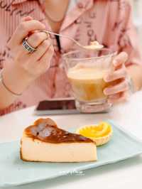 คาเฟ่เปิดใหม่ย่านท่าพระ LALUNA CAFE
