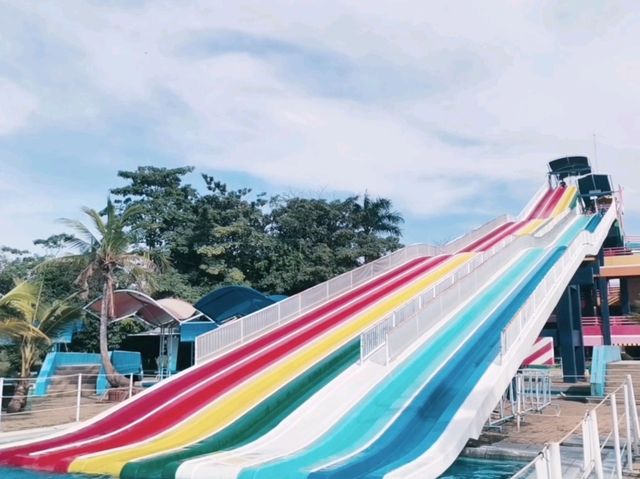 充滿樂趣的暹羅公園水上樂園