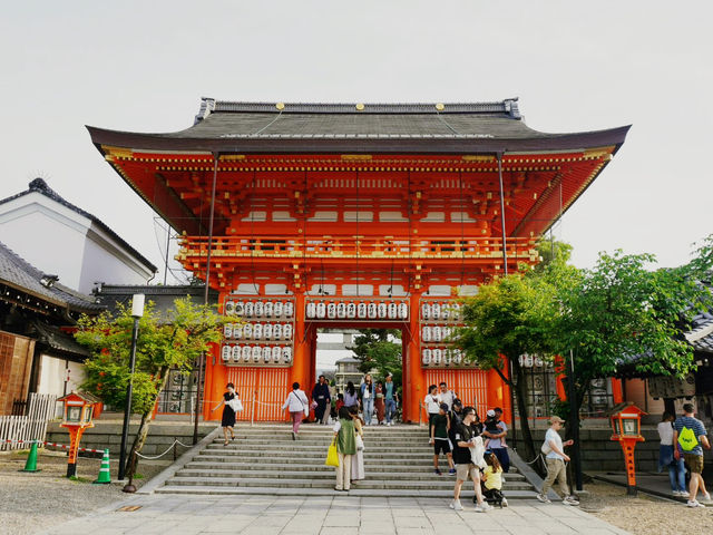 Yasaka Shrine