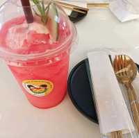 คาเฟ่ทุเรียน แอนด์ นิโตะ