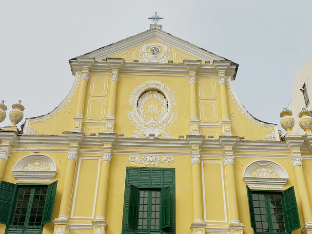 議事亭前地 — 澳門的文化心臟 議事亭前地 — 澳門的文化心臟