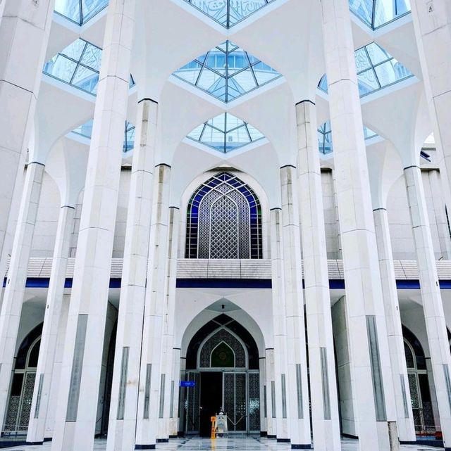 🌌 Majestic Blue Mosque of Malaysia 🇲🇾