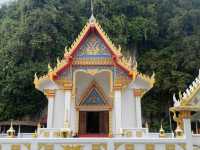 วัดหัวเขา วัดสวยวิวเขาจังหวัดตรัง