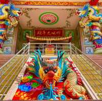 สักการะเทพเจ้าศักดิ์สิทธิ์