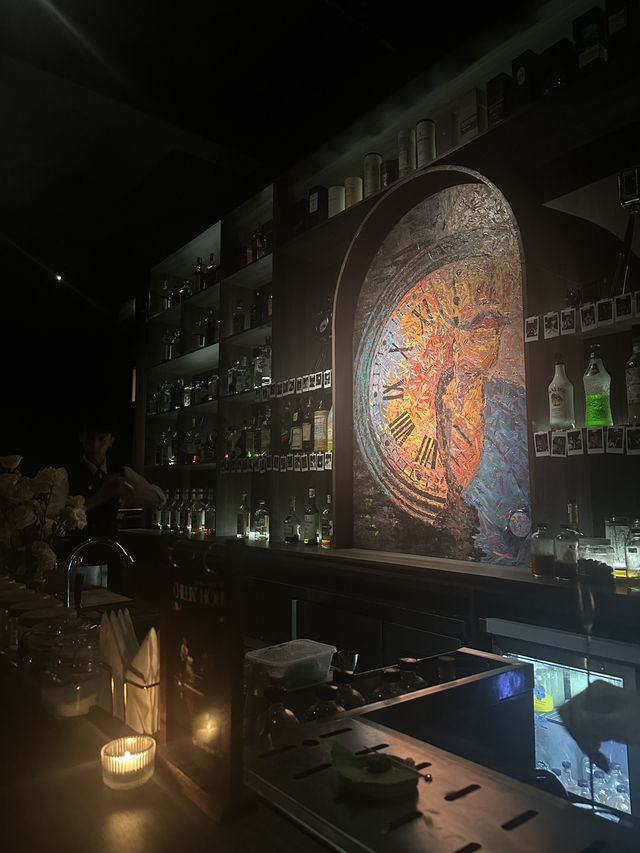 🥂Van Cocktail Bar บาร์เน้นบรรยากาศ เพลงสากล