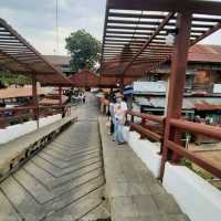 ตะลอนตลาดสามชุก ในวันธรรมดา ที่ไม่ธรรมดา