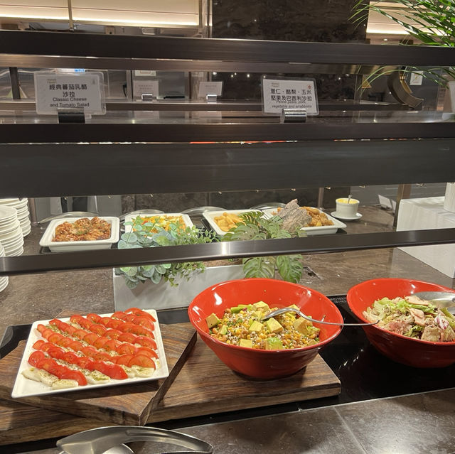 板橋  新板希爾頓MarketFlavor悅市集