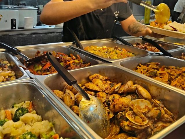 เปิดพิกัดร้านลับข้าวแกงไทย