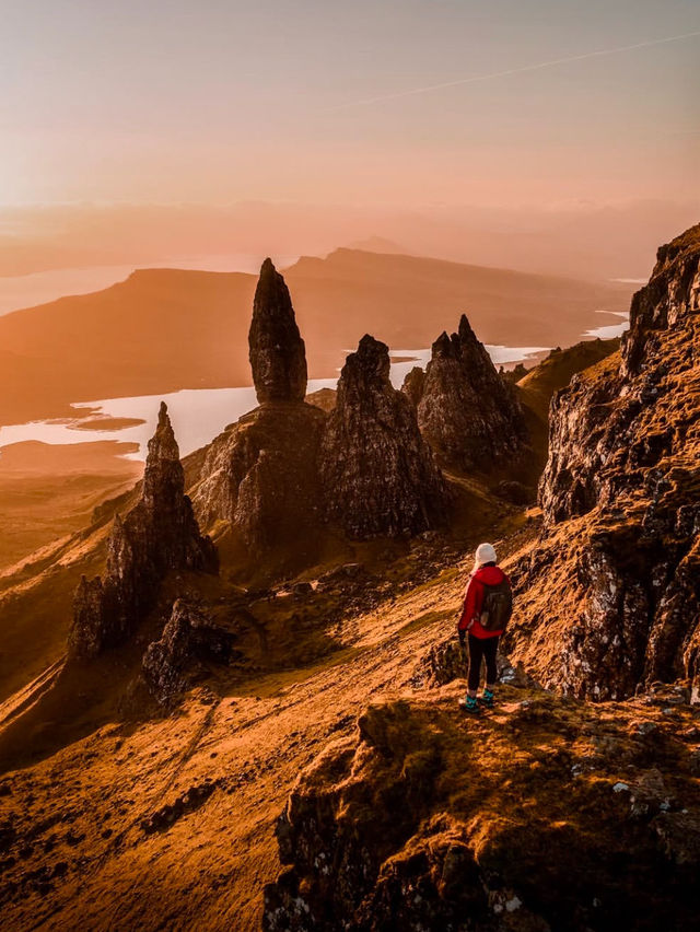 Breathtaking Views: A Day Out Hiking in 🏴󠁧󠁢󠁳󠁣󠁴󠁿 