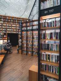 【韓国】ソウル🇰🇷星の庭🌌巨大図書館