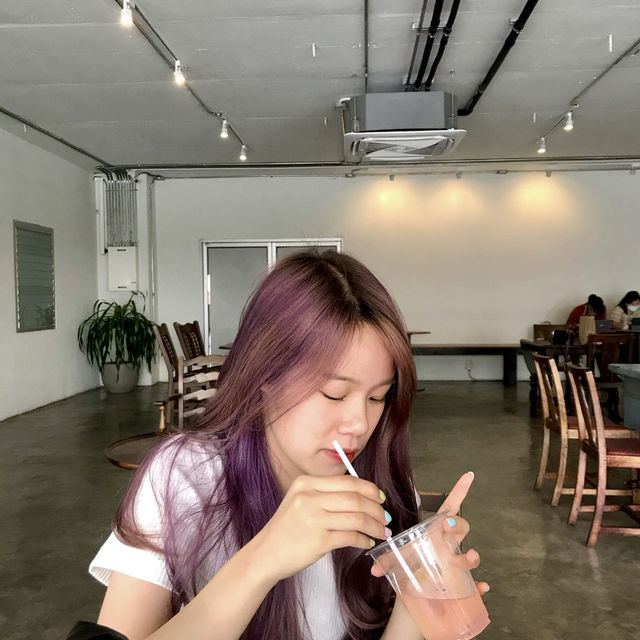 🥯คาเฟ่แสงดี ที่เชียงใหม่🍹