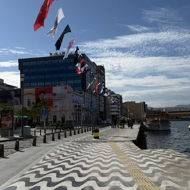 土耳其海邊城市伊茲密爾 Izmir 🇹🇷 🧿