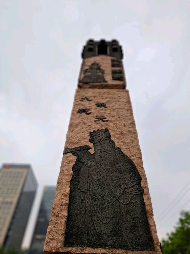 Exploring the Ruins of the Yuan Dynasty in Beijing