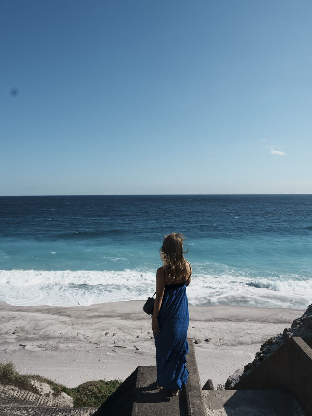 まるで海外みたいな絶景！新島🏝️白ママ断崖