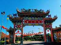 泰国董里华人文化古迹寺庙景点:董里萬德善堂，适合祈福打卡拍照📸