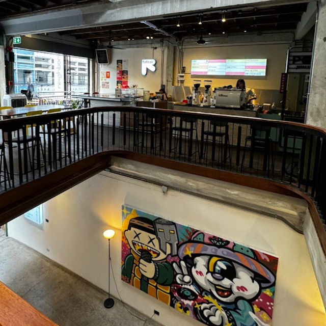 ‘Neighborhood’ สถานที่แฮงก์เอาต์ย่านช้างม่อย 🍻