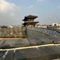 Suwon Fortress: A Stunning Historical Gem🌅🏯✨