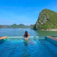 🚢 Experience an Unforgettable Luxury Cruise Holiday in Vietnam! 🇻🇳✨