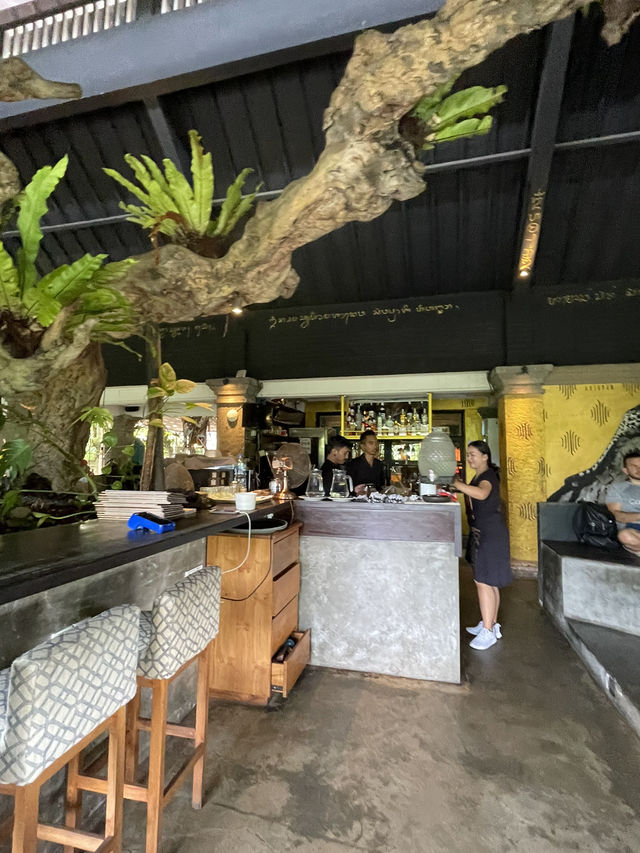 🇮🇩 Zest Ubud - Best Vegan restaurant in Bali ! 
