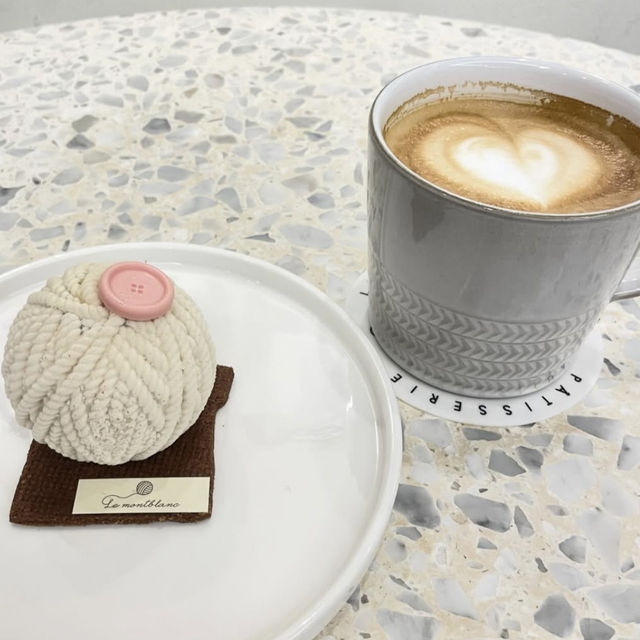 毛糸玉の可愛すぎるカフェ『lemontblanc』