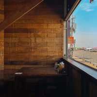 อิ่มอุ่น ณ บางแสน • บางแสน, ชลบุรี