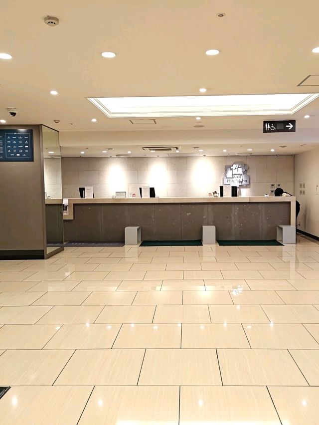 札幌住宿｜距離札幌薄野地標只要5分鐘路程平價商務酒店—札幌薄野全日空假日酒