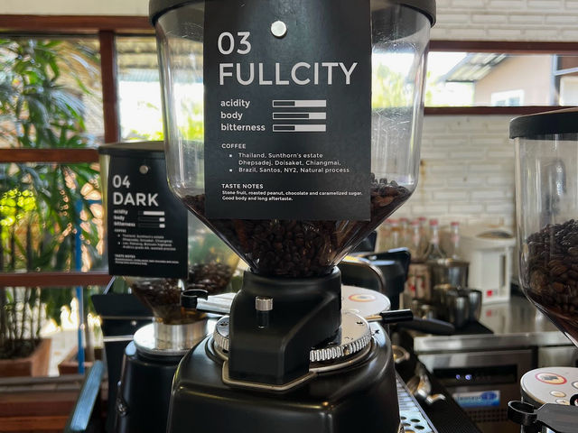 LIFE Roaster - คาเฟ่เอาใจคอกาแฟ