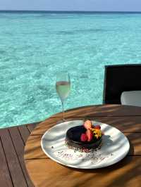 Spring Getaway in the Maldives – Birthday Edition!🥂