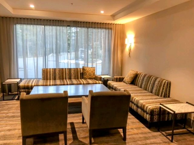 加拿大落磯山脈裡的森林度假村 Kananaskis Mountain Lodge, Autograph Collection