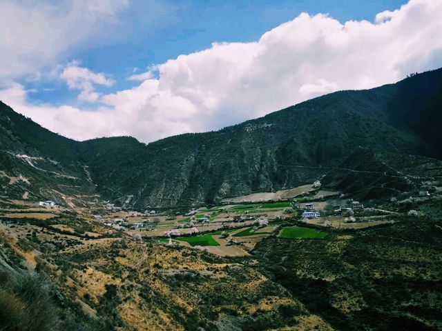 中國西藏著名旅遊城市林芝旅行攻略，適合打卡拍照📸