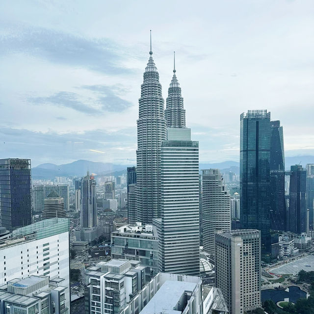 Sky-High Luxury: A Stay to Remember at EQ Kuala Lumpur 🇲🇾