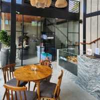 lovely hangout