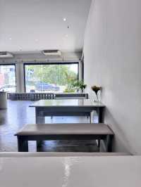 N Slow Bar at Phayao