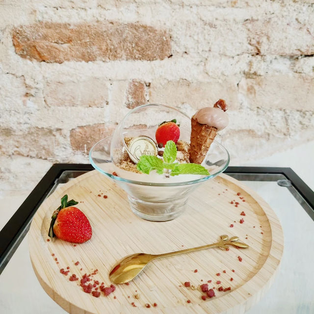 A Taste of Paris at C’est Si Bon