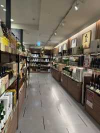高崎駅直結「群馬いろは」で群馬の魅力を満喫—地酒試飲から伝統工芸品まで揃うアンテナショップ