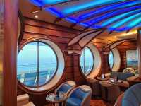 🚢 Freedom of the Seas Review: A Perfect Mix of Thrills & Relaxation! 🌊✨