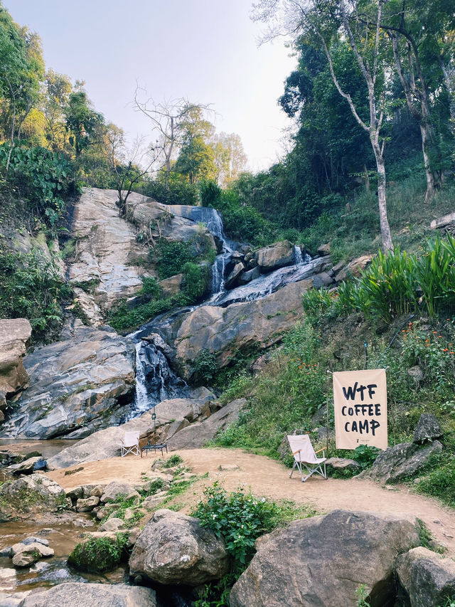 WTF Coffee Camp เป็นคาเฟ่สไตล์แคมป์ปิ้ง