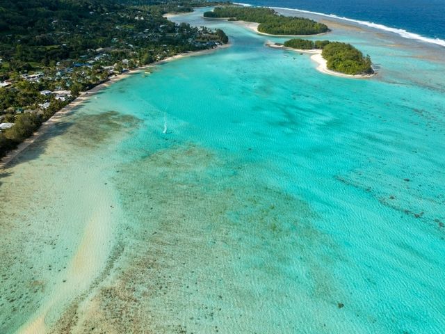 Check out the Beauty of Muri Lagoon, one of the most photogenic parts of Rarotonga, Cook Islands!