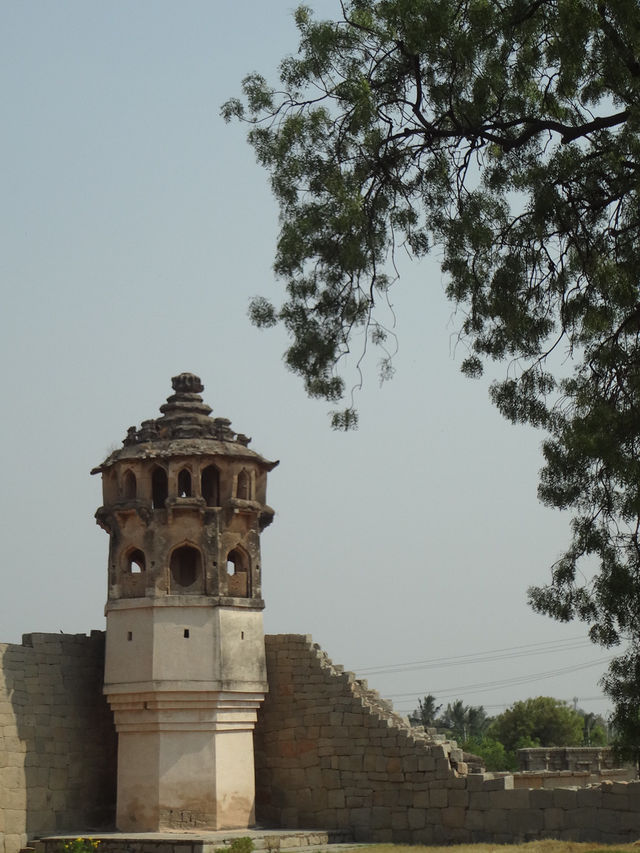A historical tour in Hampi— UNESCO World Heritage 
