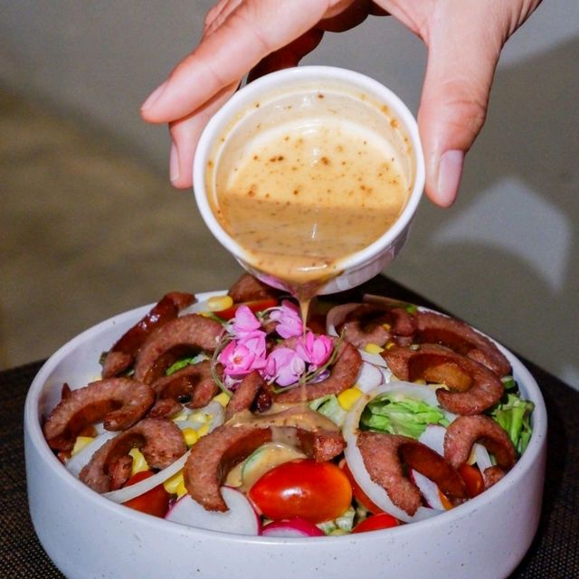 ร้านอาหารสุดคราสสิค ฟีลเรโทรย้อนยุค Grill 'n Brew