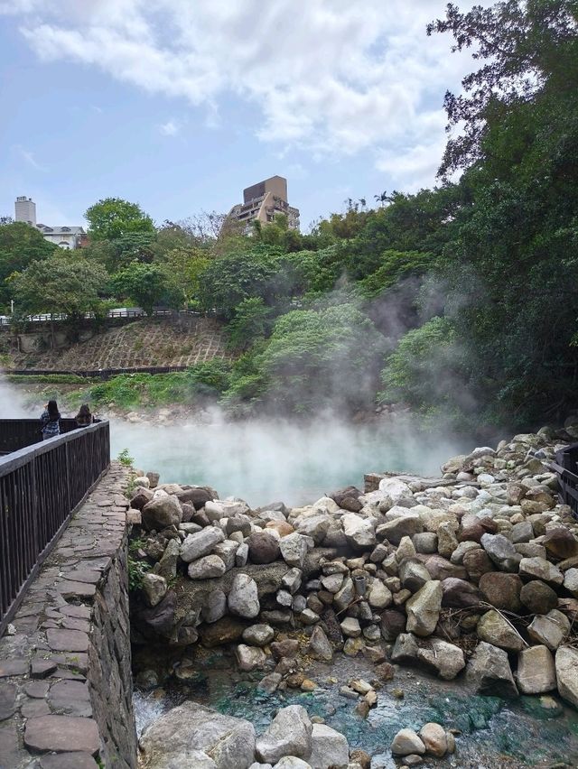 A Amazing Walk Through the Steam in Taipei