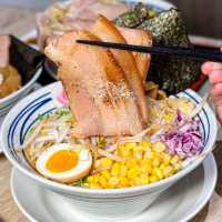 高雄🇼🇸 高水準的日式拉麵店 🍜
