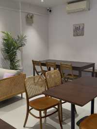 Living Room Vibes and Taro Treats at Café Lilac  