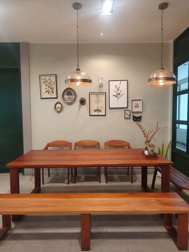คาเฟ่ในโรงแรมที่เป็นมากกว่าคาเฟ่ 