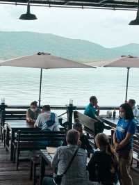 Charming lakeside cafe in Songkhla